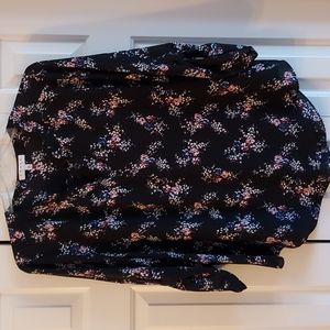 Black ,flowery blouse. Purchased through stitch fix. Excellent condition.